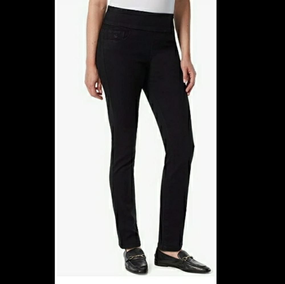 Gloria Vanderbilt High Rise Black Jeans